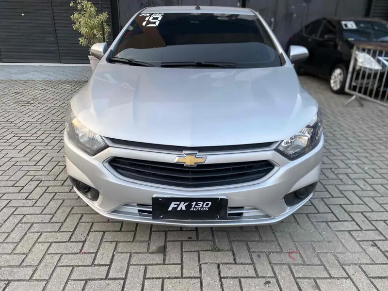 Chevrolet Onix 1.0 LT SPE/4