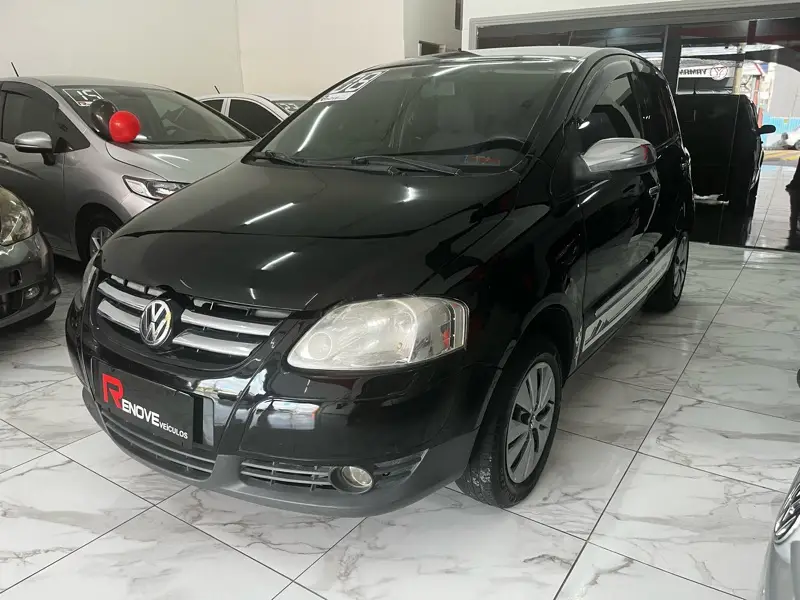 Volkswagen Fox Plus 1.6 8V (Flex) 2p