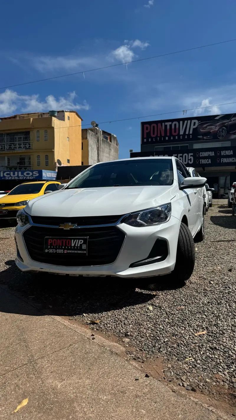 Chevrolet Onix Plus 1.0 LT (Flex)