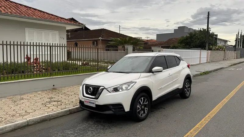 Nissan Kicks 1.6 S CVT (Flex)