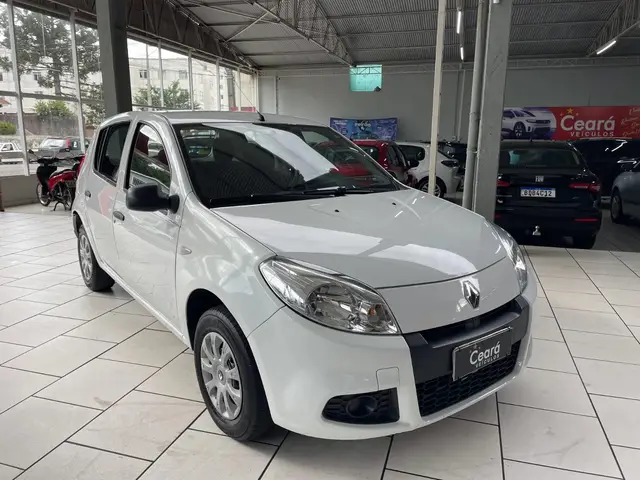 Carro Renault Sandero 2013 Authentique 1.0 16V (flex)