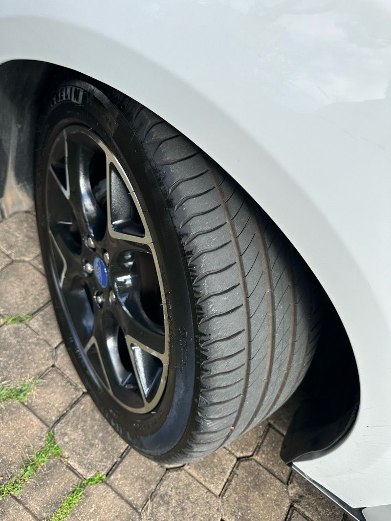 Ford Focus Hatch