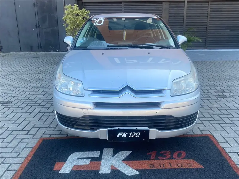 Citroën C4 GLX 2.0 (aut) (flex)