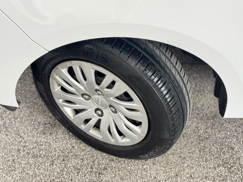 FORD Ka Sedan