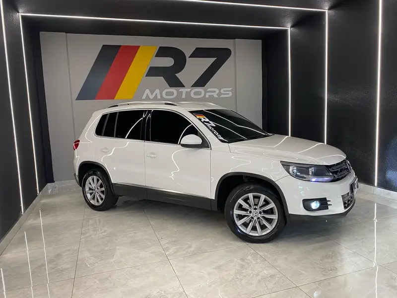 Volkswagen Tiguan 2.0 TSI