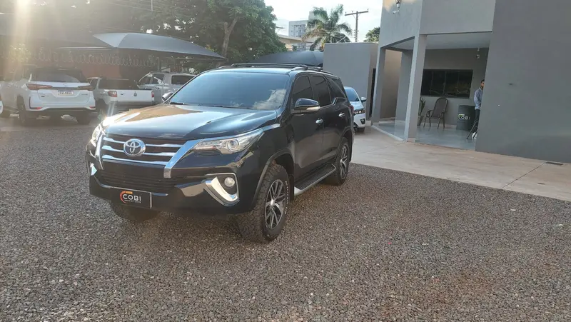 Toyota SW4 2.8 TDI SRX 5L 4x4 (Aut)