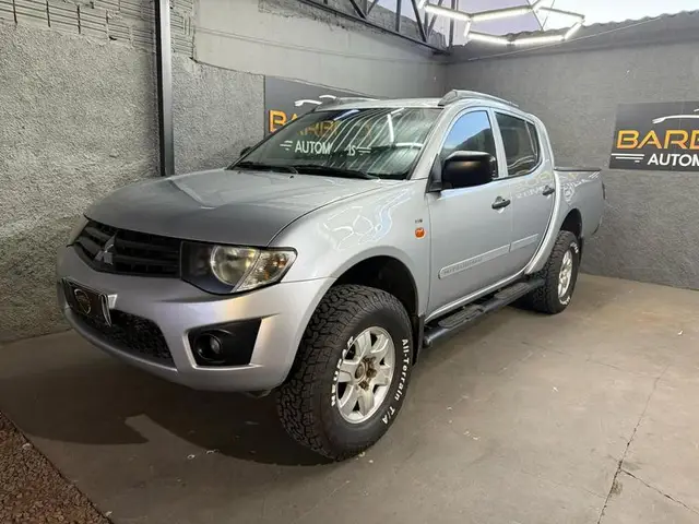 Carro Mitsubishi L200 Triton Sport 2015 GL 2.4 (Flex)