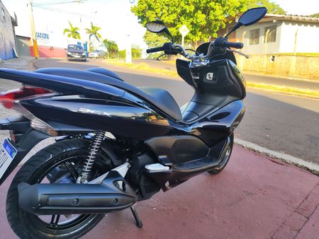 PCX 150 DLX