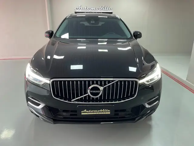 Carro Volvo XC60 2021 Momentum T8 2.0 Hybrid AWD (Aut)