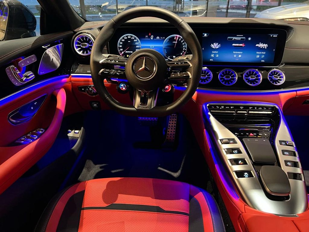 GT 63 AMG S E Performance 4.0 V8 Bi-turbo 4MATIC+ (Aut)