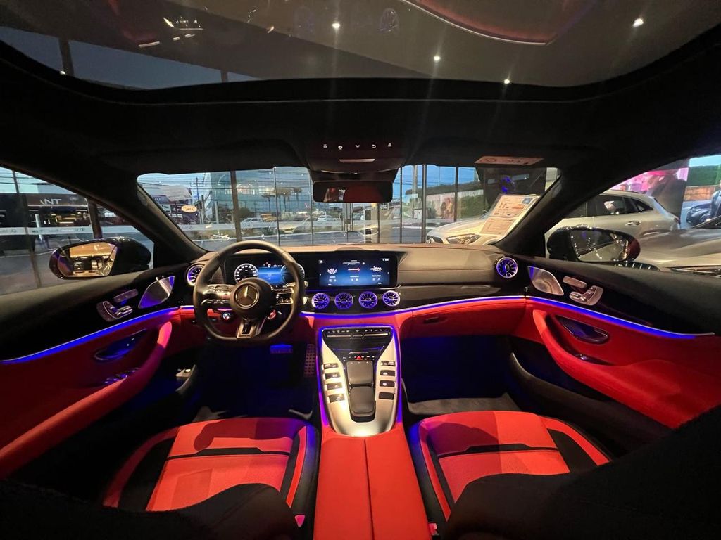 GT 63 AMG S E Performance 4.0 V8 Bi-turbo 4MATIC+ (Aut)