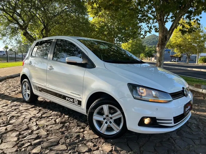 Volkswagen Fox Comfortline 1.6 MSI (Flex)