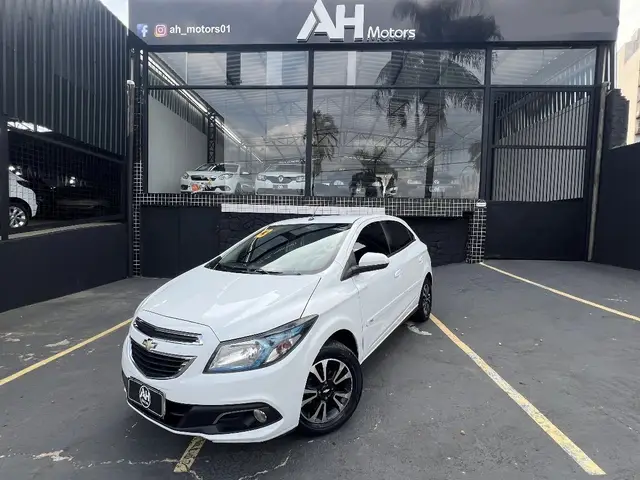 Carro Chevrolet Onix 2013 1.4 LTZ SPE/4