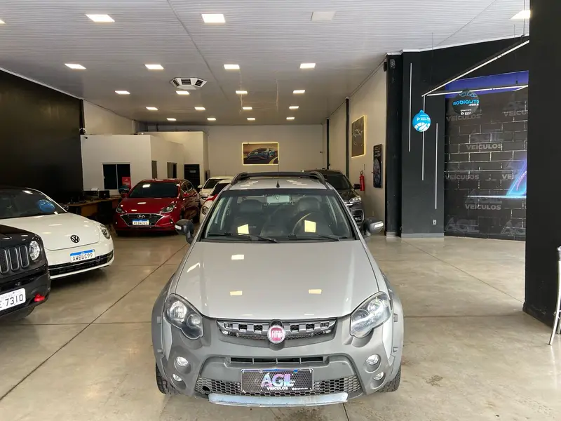 Fiat Strada Adventure 1.8 16V (Flex) (Cabine Dupla)