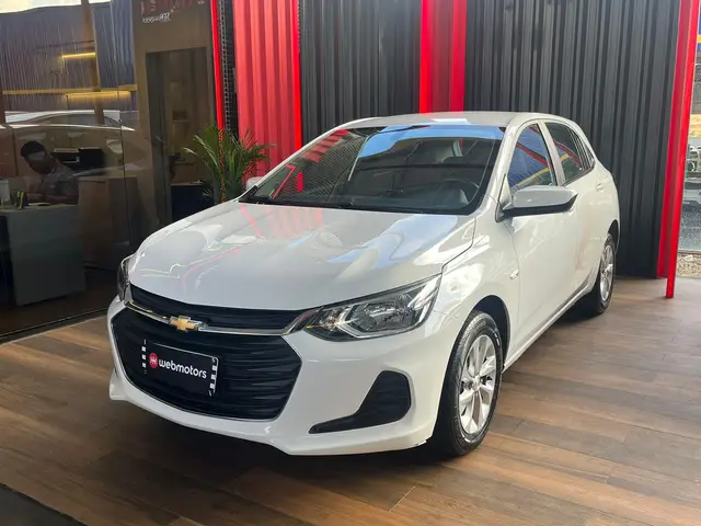 Carro Chevrolet Onix 2023 LT 1.0
