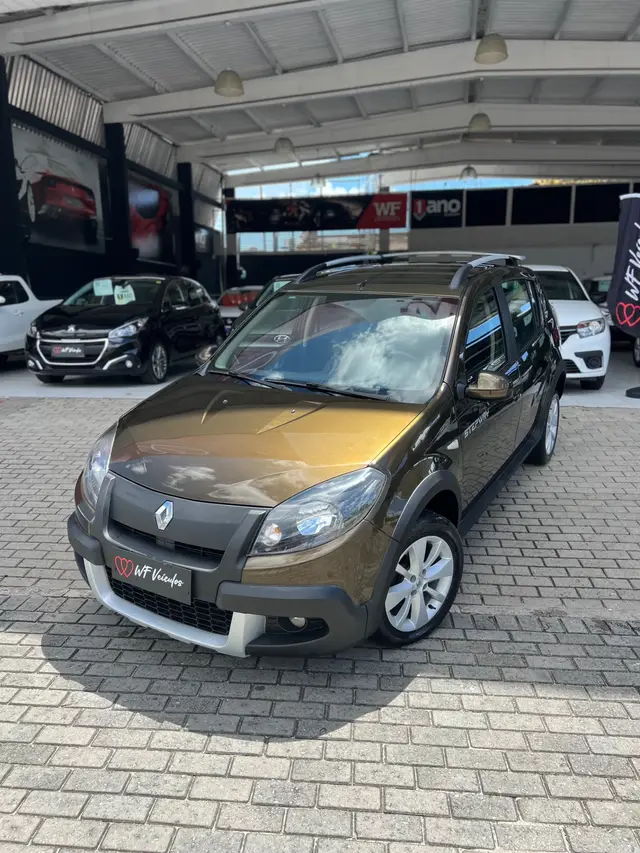 Carro Renault Sandero Stepway 2014 1.6 8V (flex)