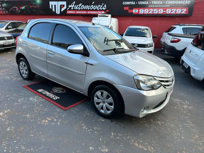 Toyota Etios X 1.3 (Flex)