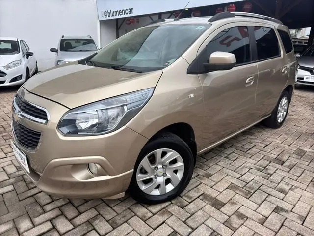Carro Chevrolet Spin 2013 LTZ 7S 1.8 (Flex)