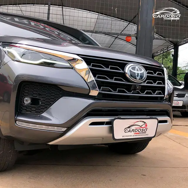 Carro Toyota Hilux SW4 2024 SRX Plat. 4x4 2.8 TB Diesel Automatico.