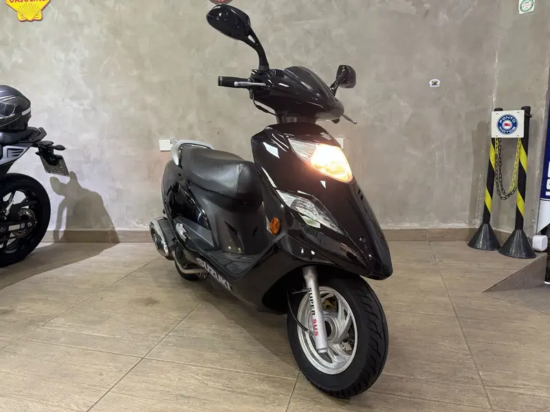 Suzuki Burgman 125i