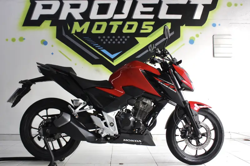 Honda CB 300F Twister (ABS)