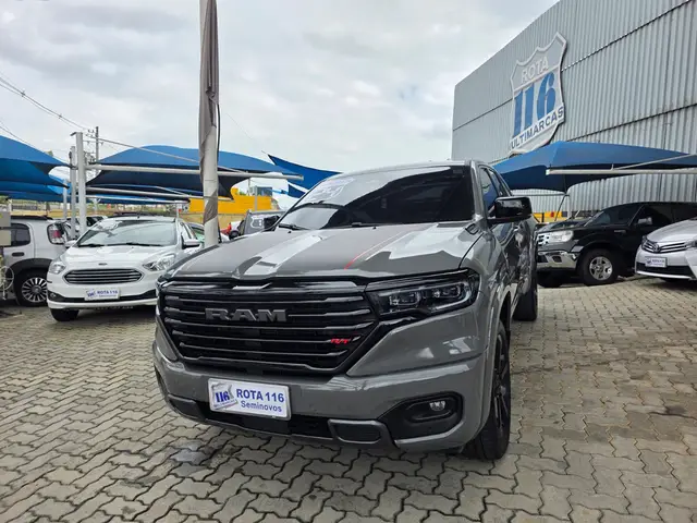Carro RAM Rampage 2024 R/T 2.0 Turbo