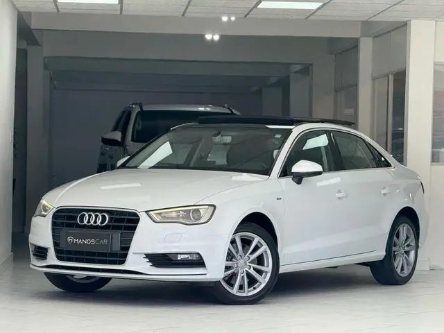 Carro Audi A3 2016 2.0 TFSI Ambition S Tronic