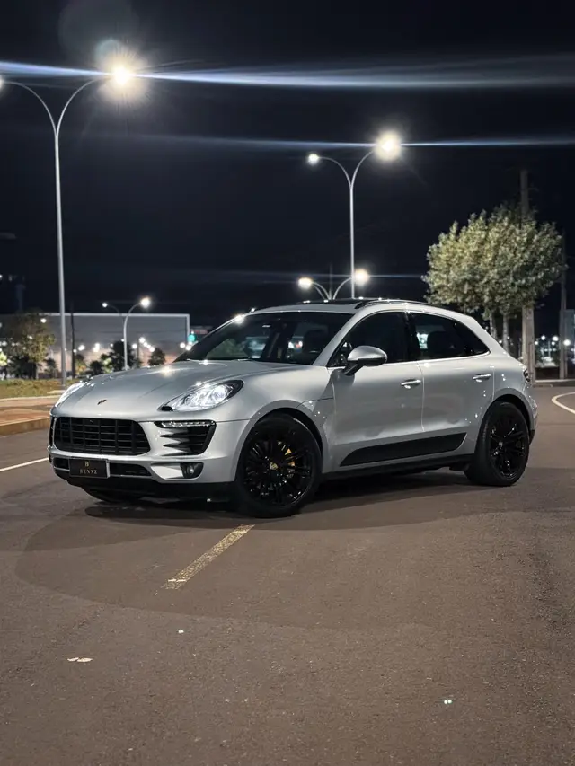 Carro Porsche Macan 2017 2.0 PDK 4WD