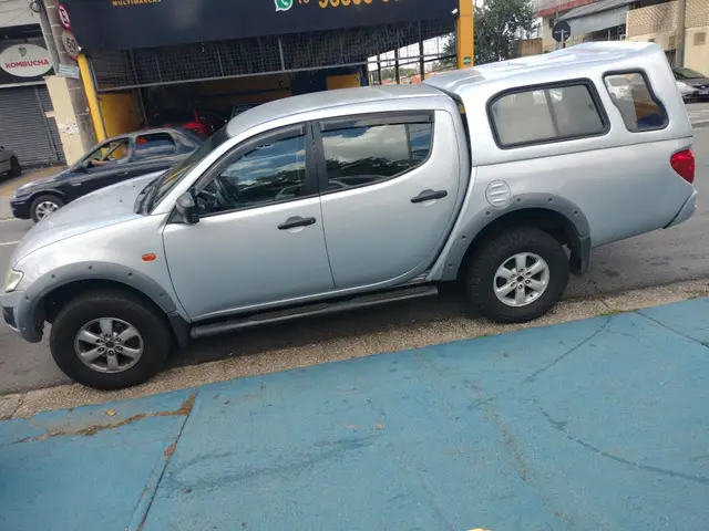 Carro Mitsubishi L200 Triton 2013 3.2 DI-D 4x4