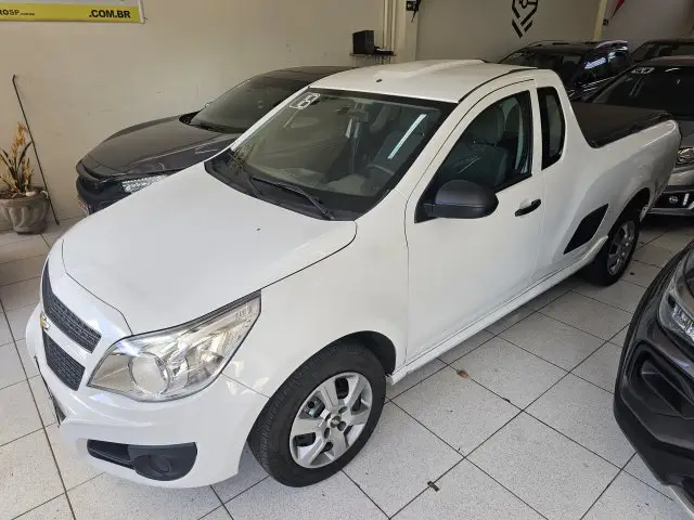 Carro Chevrolet Montana 2018 LS 1.4 (Flex)