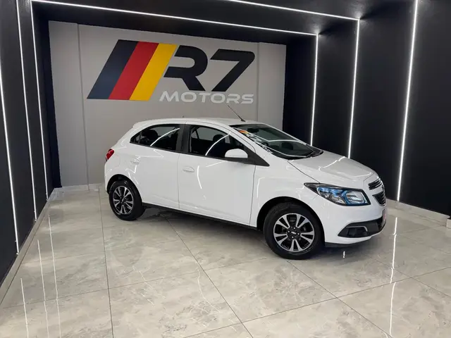 Carro Chevrolet Onix 2014 1.4 LTZ SPE/4