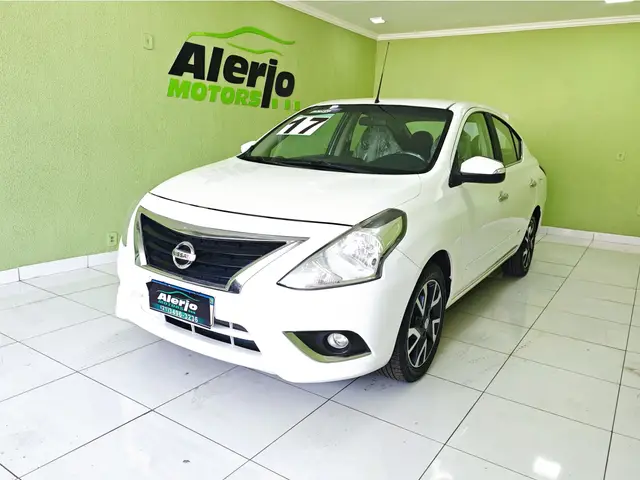 Carro Nissan Versa 2017 1.6 16V Unique CVT (Flex)
