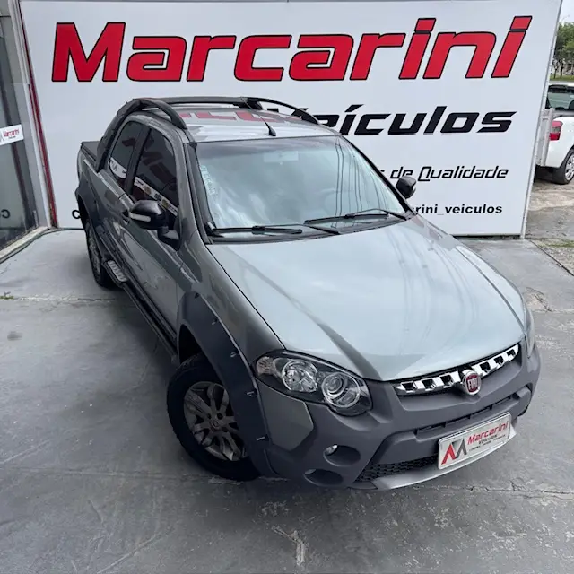 Carro Fiat Strada 2013 Adventure 1.8 16V Dualogic (Flex) (Cabine Dupla)