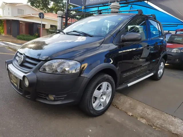 Carro Volkswagen CrossFox 2010 1.6 (Flex)