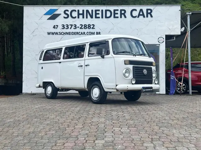 Carro Volkswagen Kombi 2014 Lotação 1.4 (Flex)