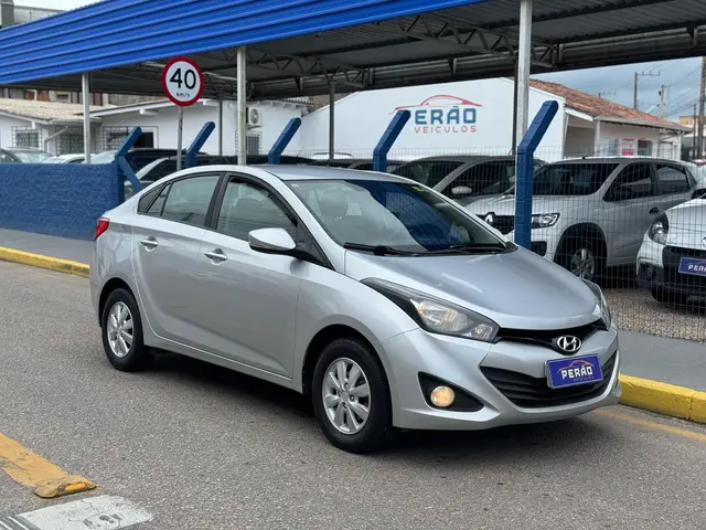 Carro Hyundai HB20S 2015 1.6 Comfort Style (Flex)