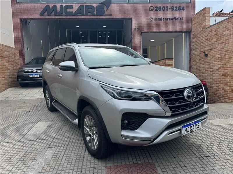 Toyota SW4 SRX 2.8 Turbodiesel 4x4 (Aut.) (7 Lugares)