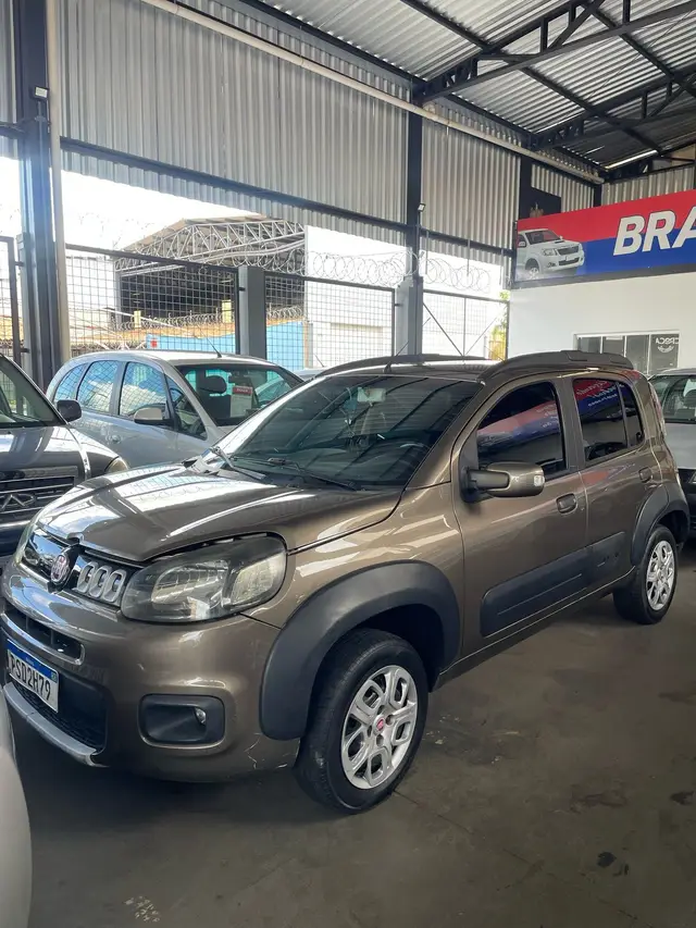 Carro Fiat Uno 2015 Way 1.0 8V (Flex) 4p