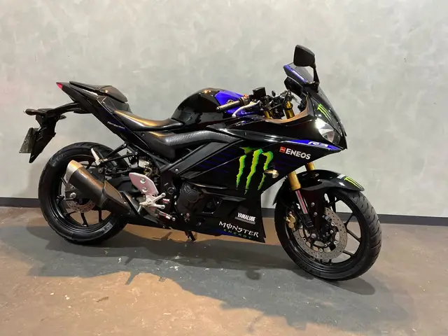 Moto Yamaha YZF R3 2021 (ABS)