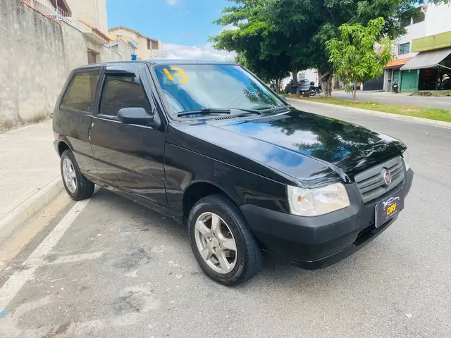Carro Fiat Uno Mille 2013 Fire Economy 1.0 (Flex) 2p