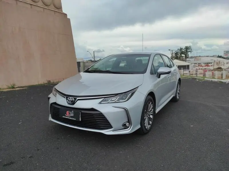 Toyota Corolla XEi 2.0 Flex 16V Aut.