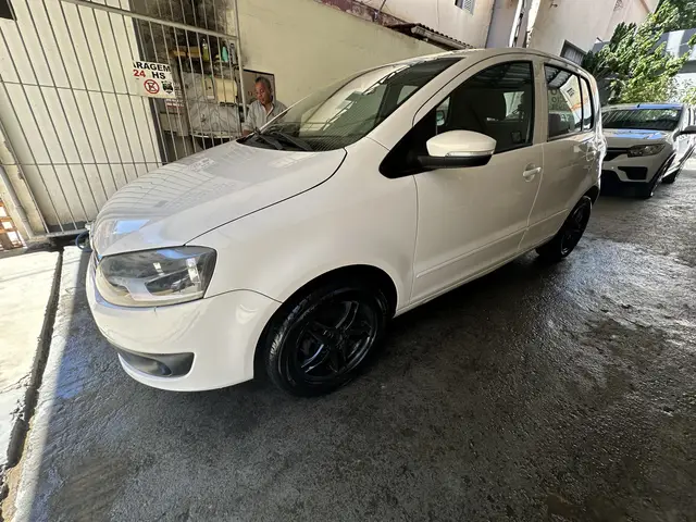 Carro Volkswagen Fox 2012 1.6 VHT (Flex)