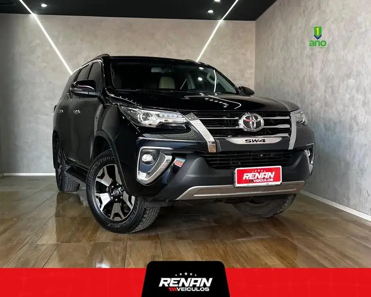 Toyota SW4 2.8 TDI SRX 7L 4x4 (Aut) (Diesel)