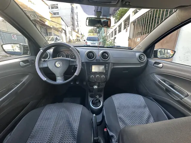 Carro Volkswagen Voyage 2011 1.0 MPI City (Flex)