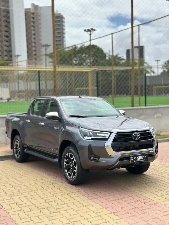 Carro Toyota Hilux Cabine Dupla 2022 SRX 2.8 TDI CD 4x4 (Aut)