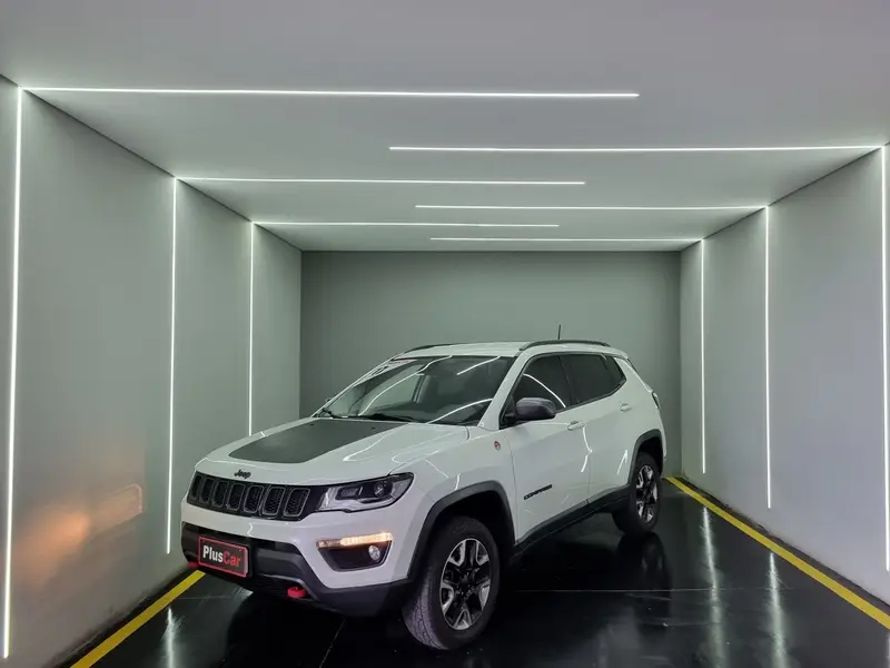 Jeep Compass 2.0 TDI Trailhawk 4WD (Aut)