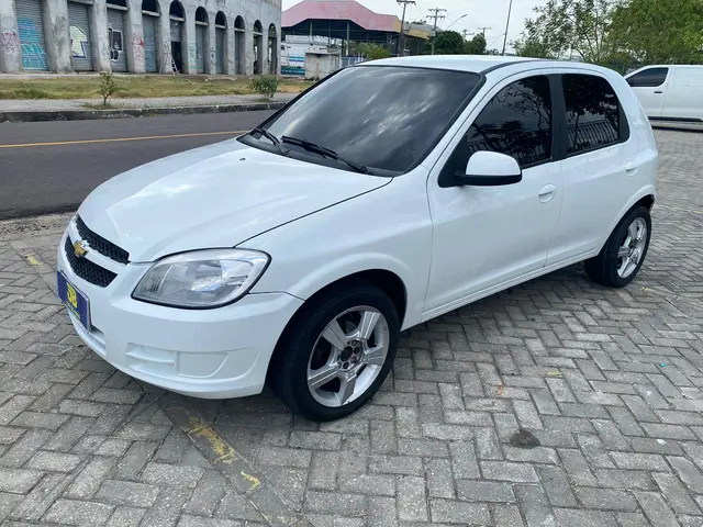 Carro Chevrolet Celta 2014 LT 1.0 (Flex)