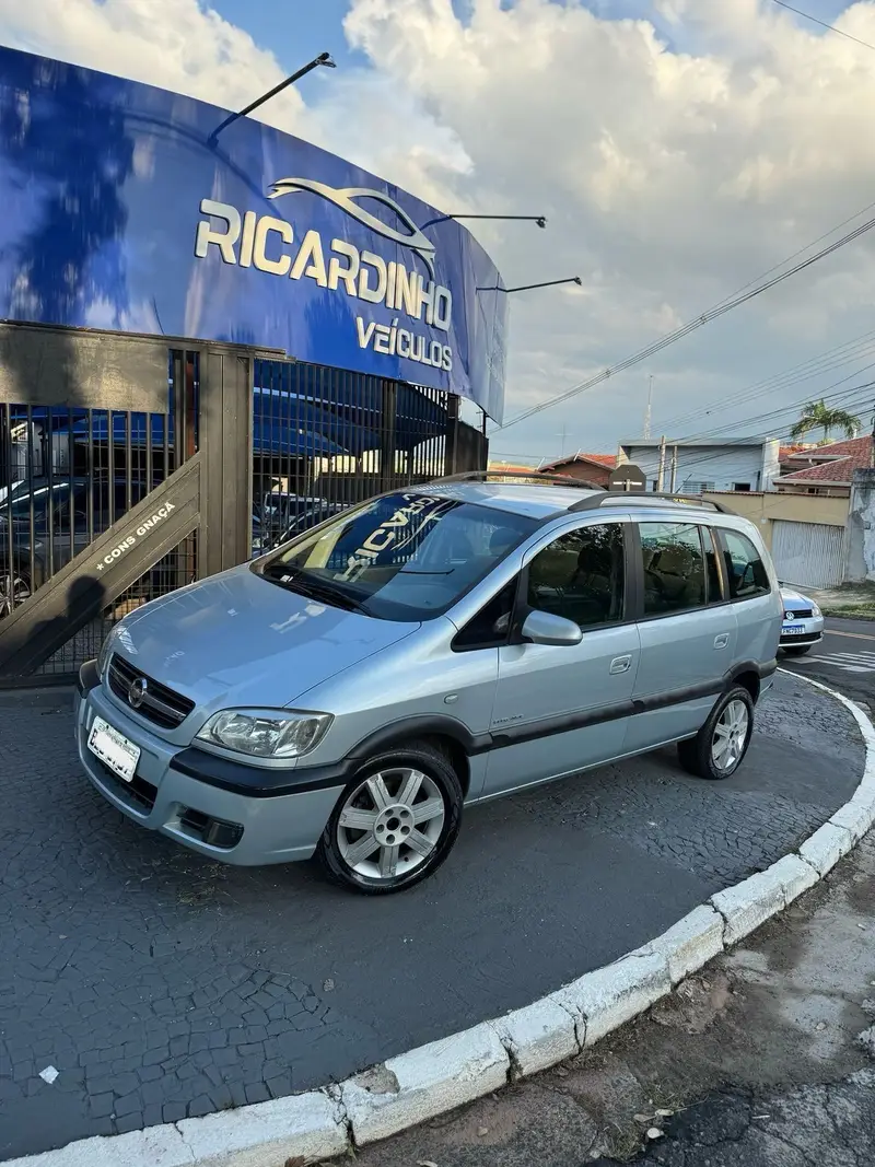 Chevrolet Zafira Elegance 2.0 (Flex) (Aut)