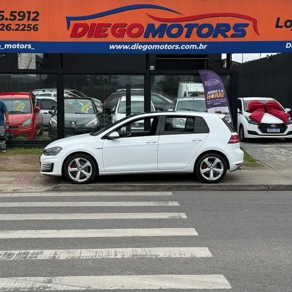 Volkswagen Golf GTI 2.0 TSi DSG