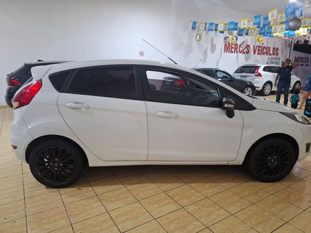 Fiesta Sedan SEL 1.6